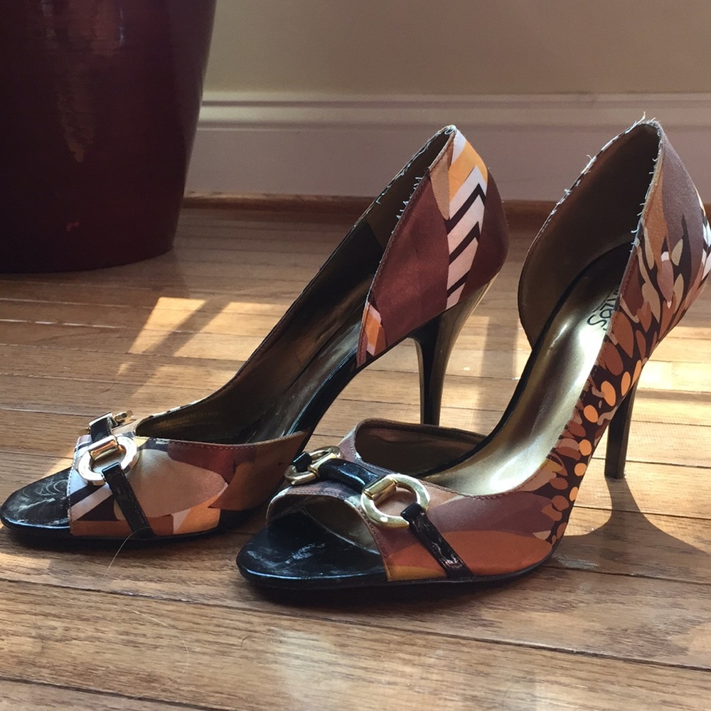 Carlos Santana heels size 7.5